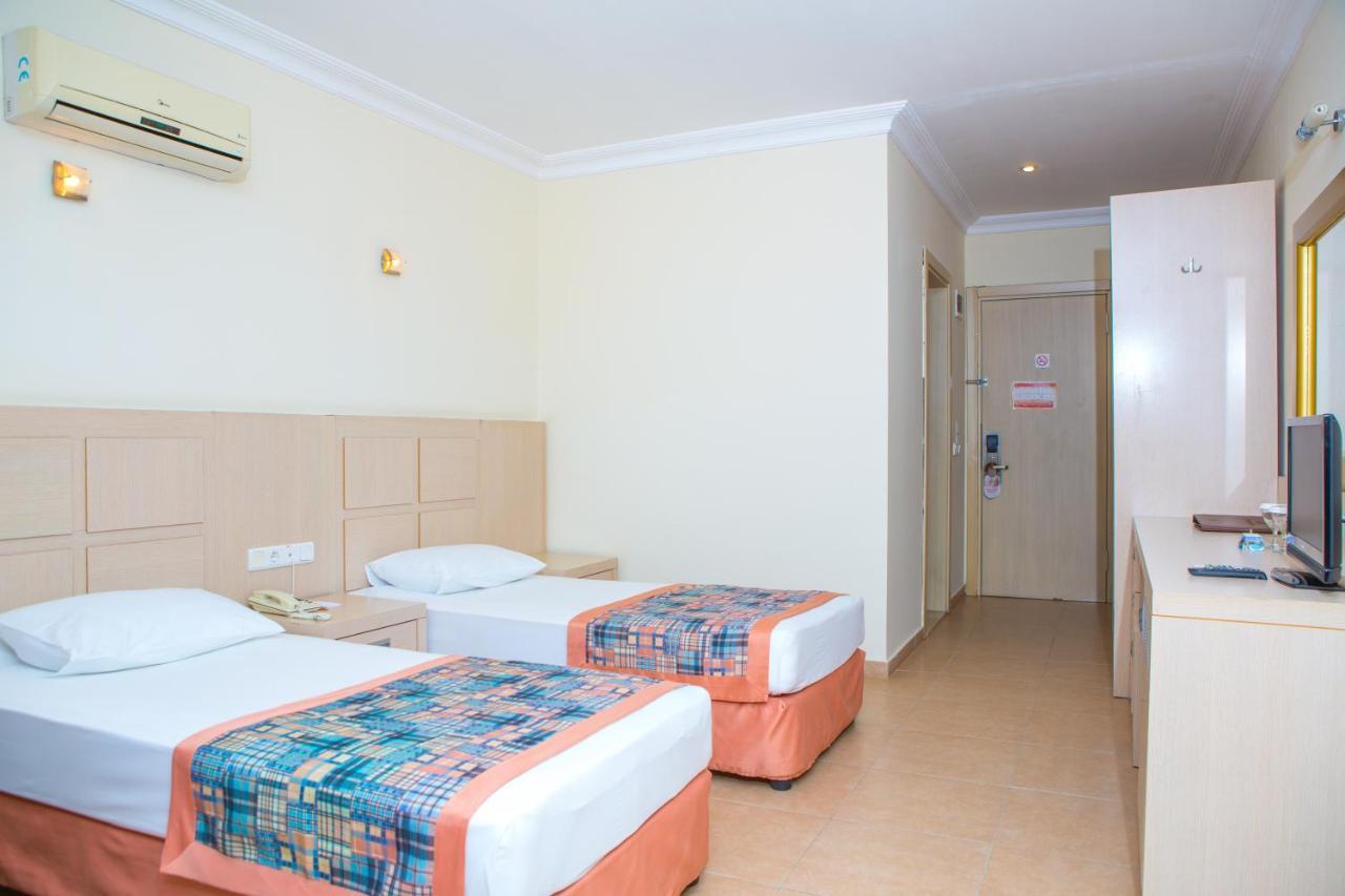 אלאניה Gardenia Beach Hotel מראה חיצוני תמונה